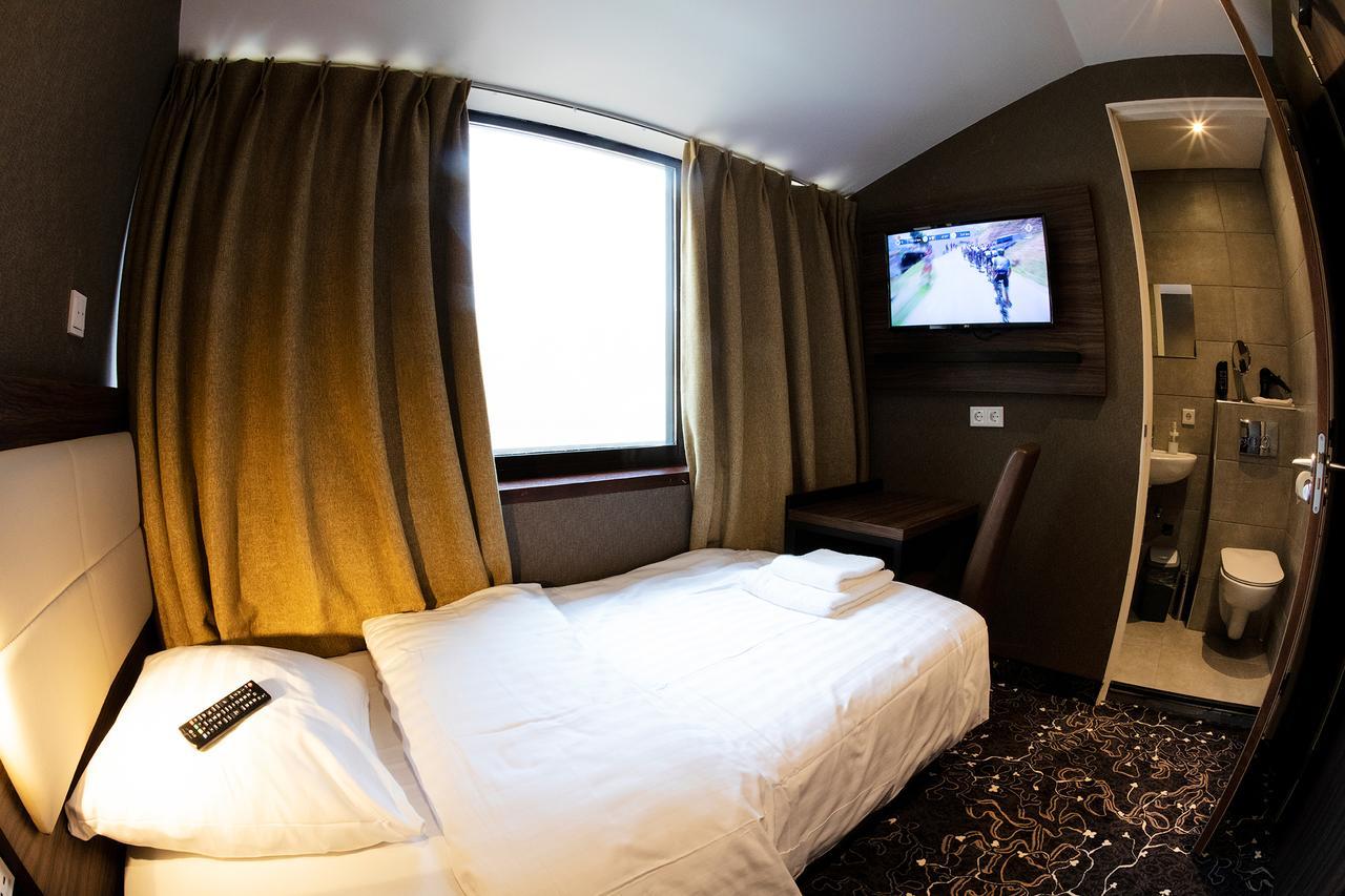 Amsterdam Lake Hotel Badhoevedorp Eksteriør bilde