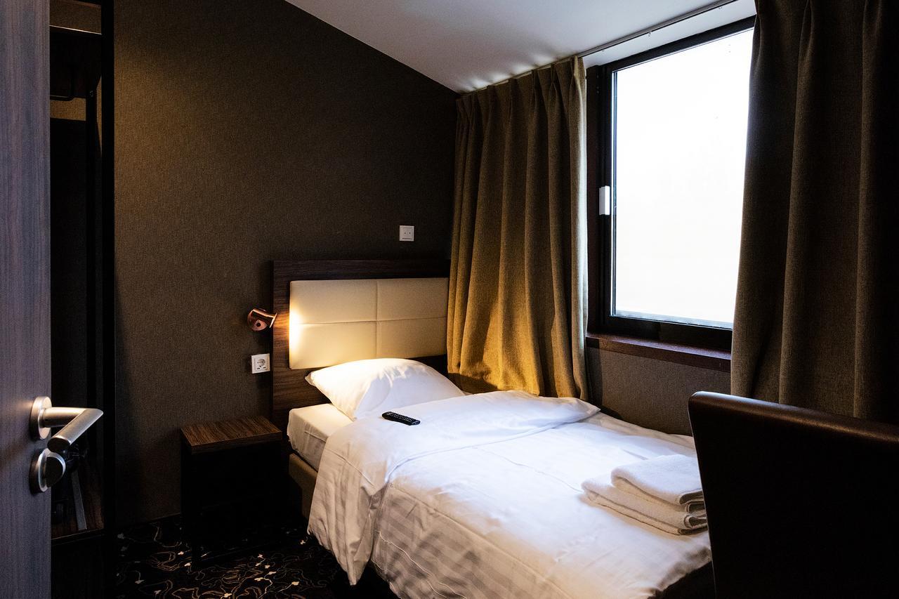 Amsterdam Lake Hotel Badhoevedorp Eksteriør bilde